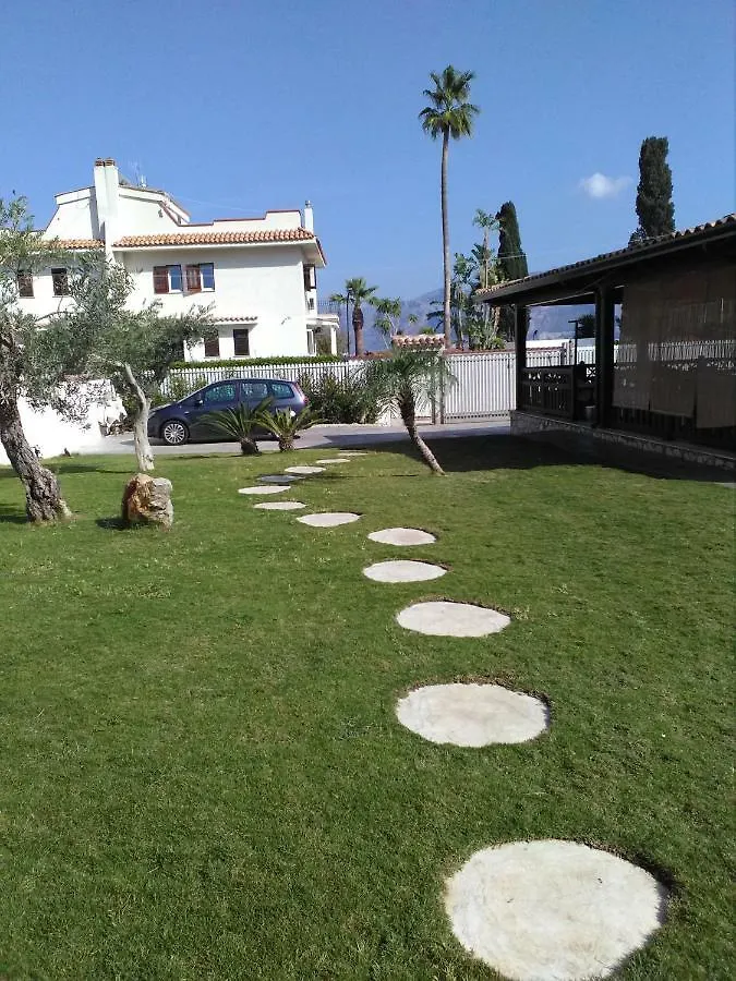 Villa Eco-Chic Carini Holiday home